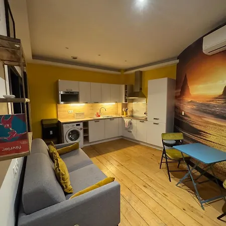 Au Coeur Historique De Appartamento *